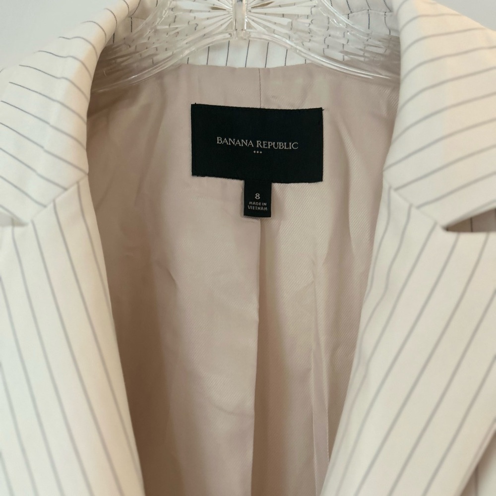 Banana Republic White With Black Stripes Women's Blazer Size 8 - Picture 3 of 7